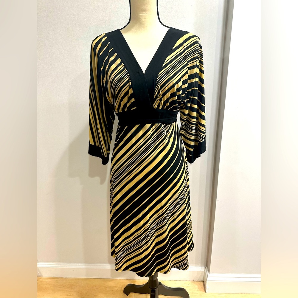 Tan and black bell sleeves with tie at waist dress. Size 12